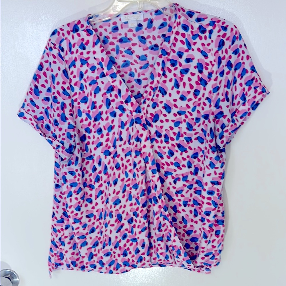 Finn & Grace Pink , Blue & White Patterned Top, v-neck, cross-over front, size L